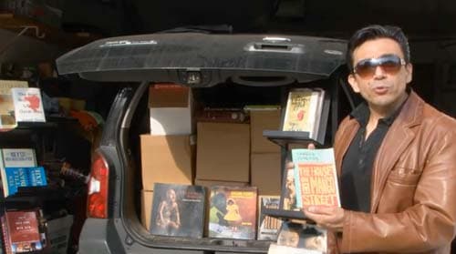 ‘Librotraficantes’ Bring Banned Books into Arizona