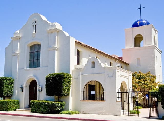 Restaurants, Hair Salons, and Churches to Reopen In SD