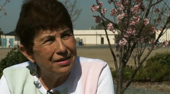 Afectan pesticidas jardín de arboles de cereza en una escuela de San Ysidro