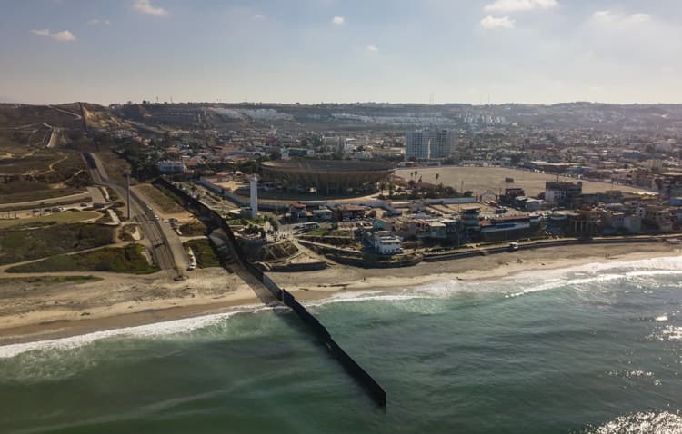 US Mexico border